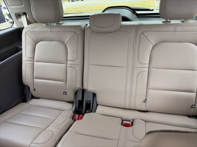 Used 2023 Lincoln Navigator Reserve image 19