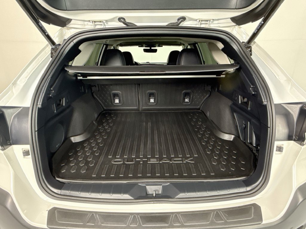 Used 2024 Subaru Outback Limited AWD/4WD image 28