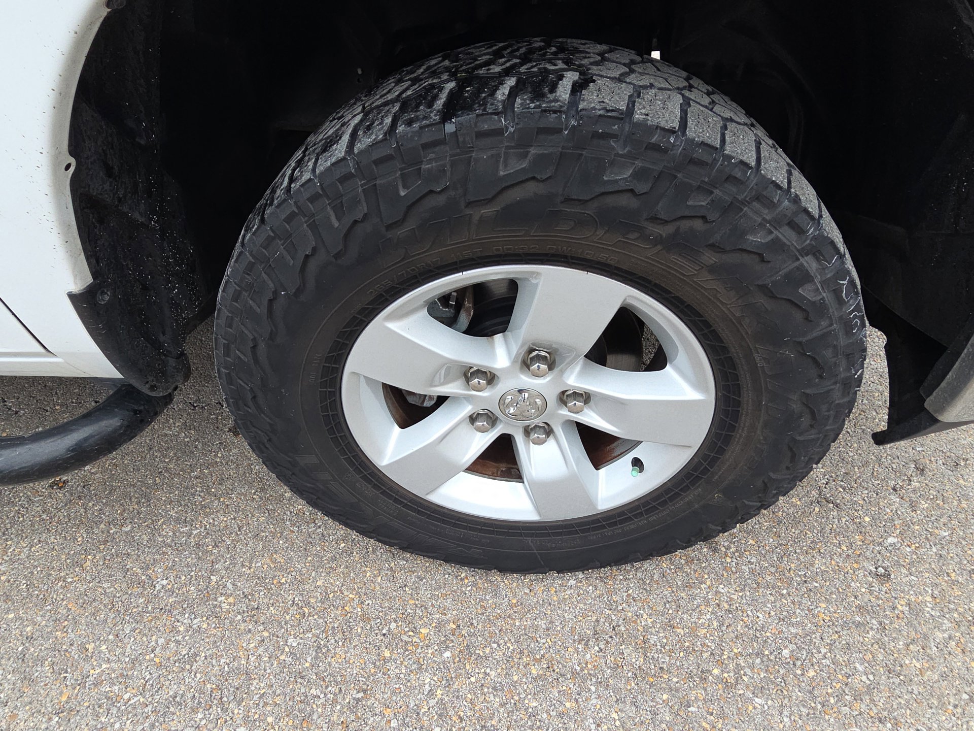 Used 2018 RAM 1500 Classic SLT image 11