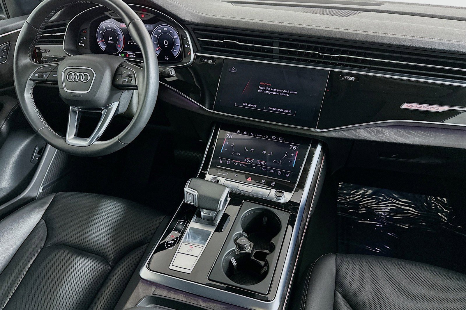 Used 2023 Audi Q8 Prestige w/ Prestige Package image 6