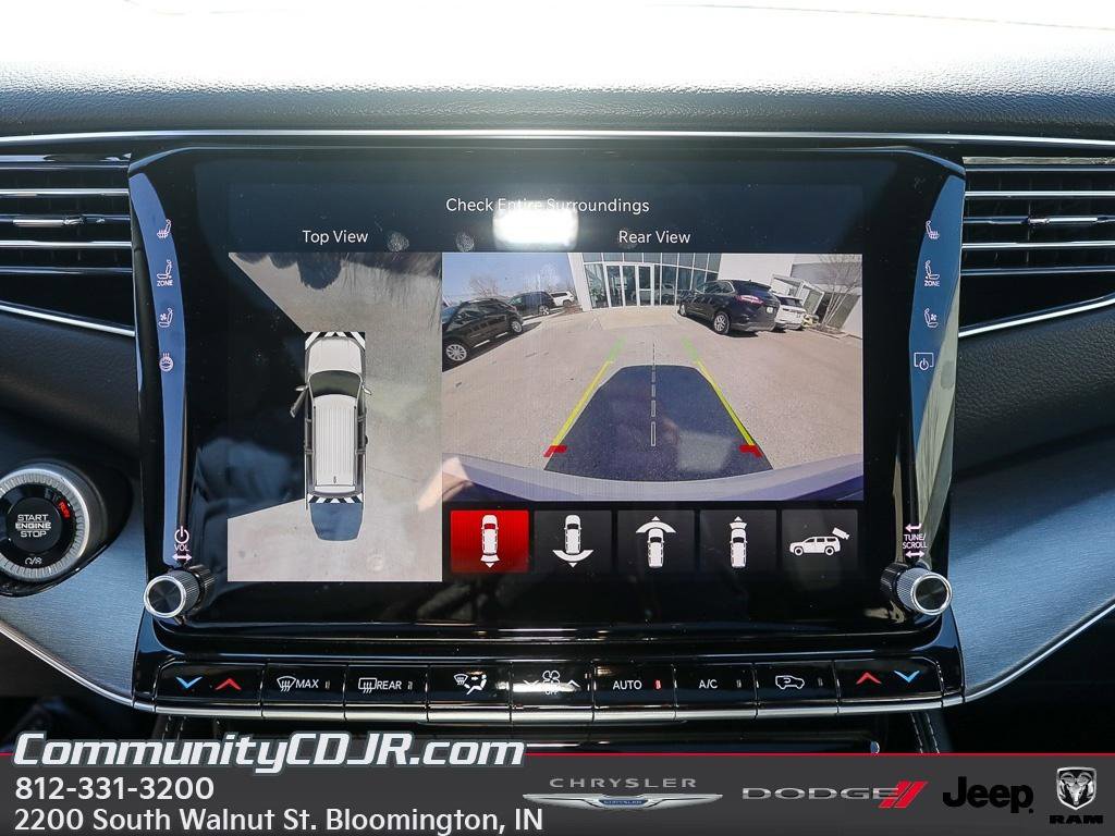 New 2026 Jeep Grand Wagoneer 4WD image 16