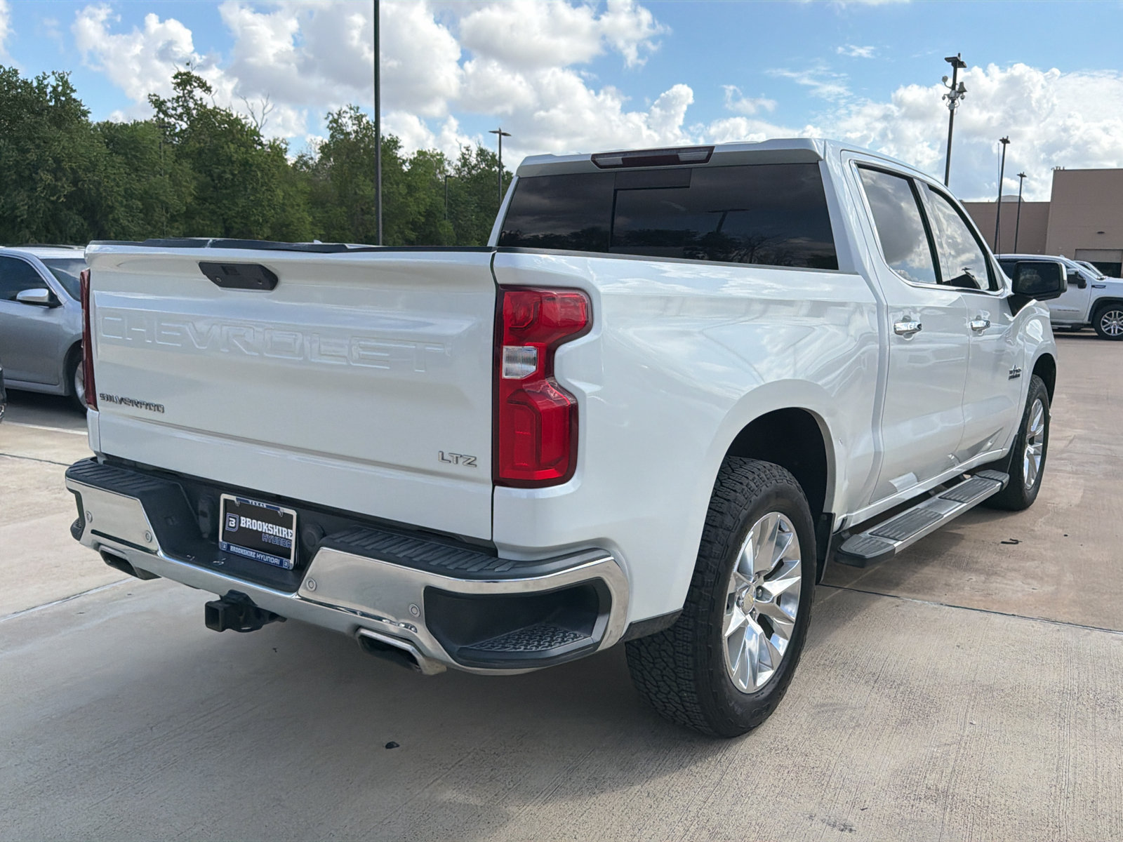 Used 2019 Chevrolet Silverado 1500 LTZ AWD/4WD image 28