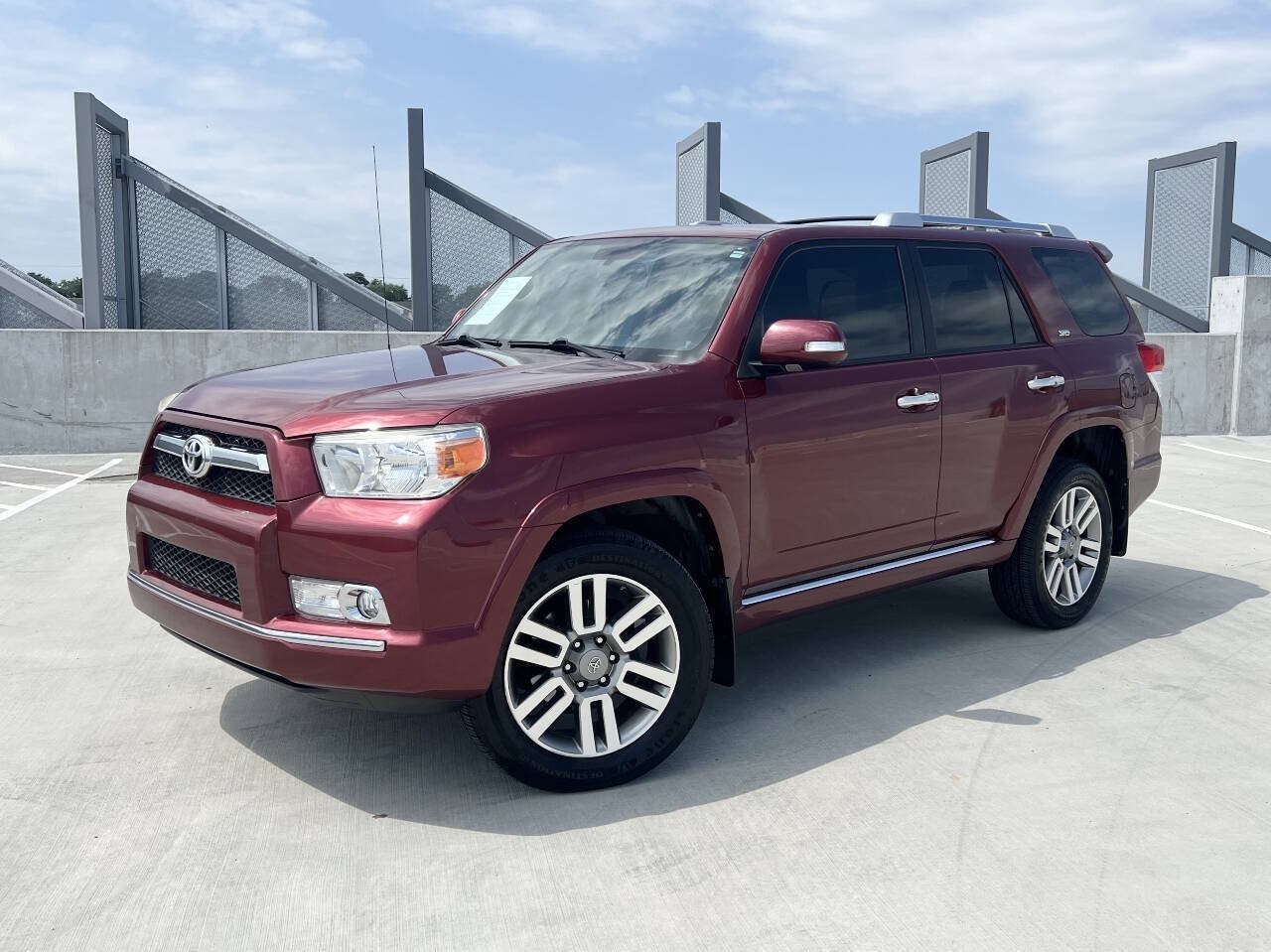 Used 2011 Toyota 4Runner SR5 w/ Premium Pkg w/Leather AWD/4WD image 2