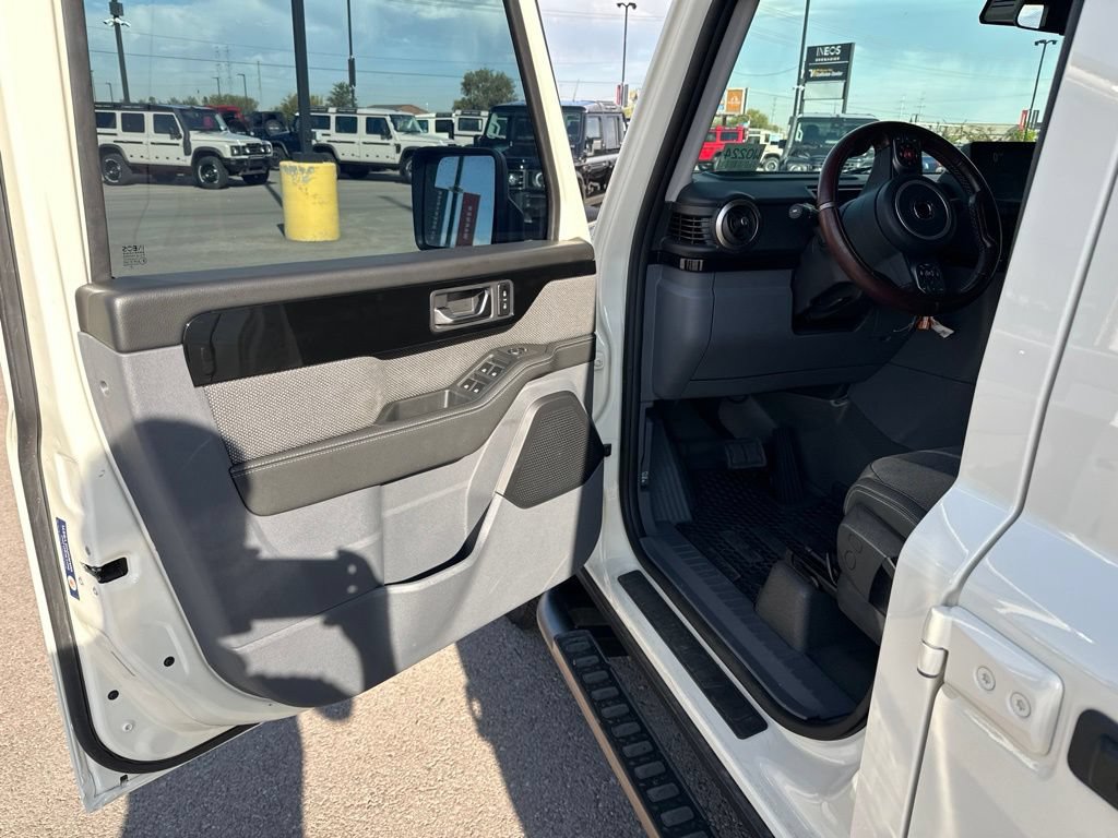 Used 2024 INEOS Grenadier Station Wagon AWD/4WD image 14
