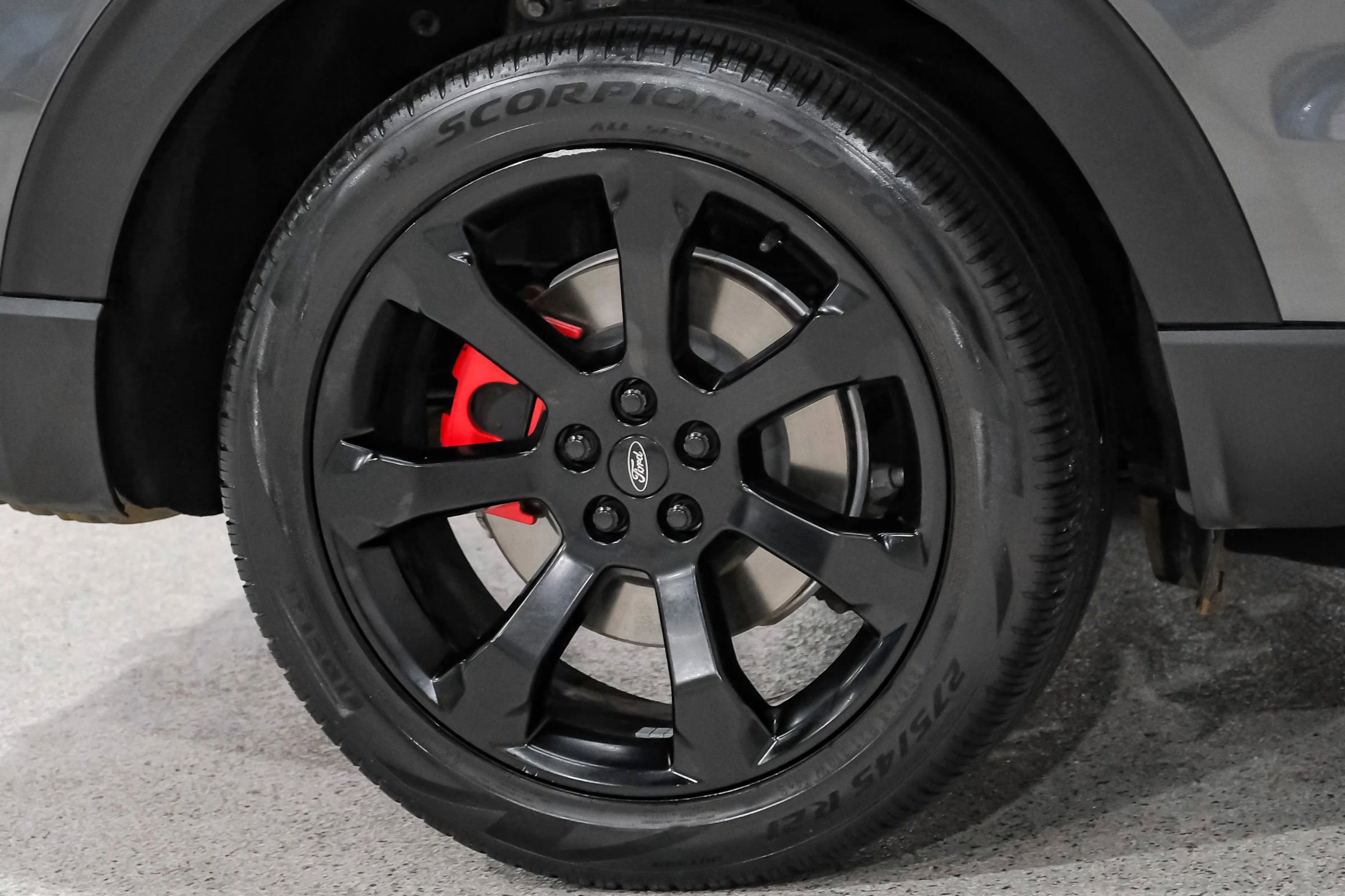 Used 2020 Ford Explorer ST w/ ST Street Pack image 54