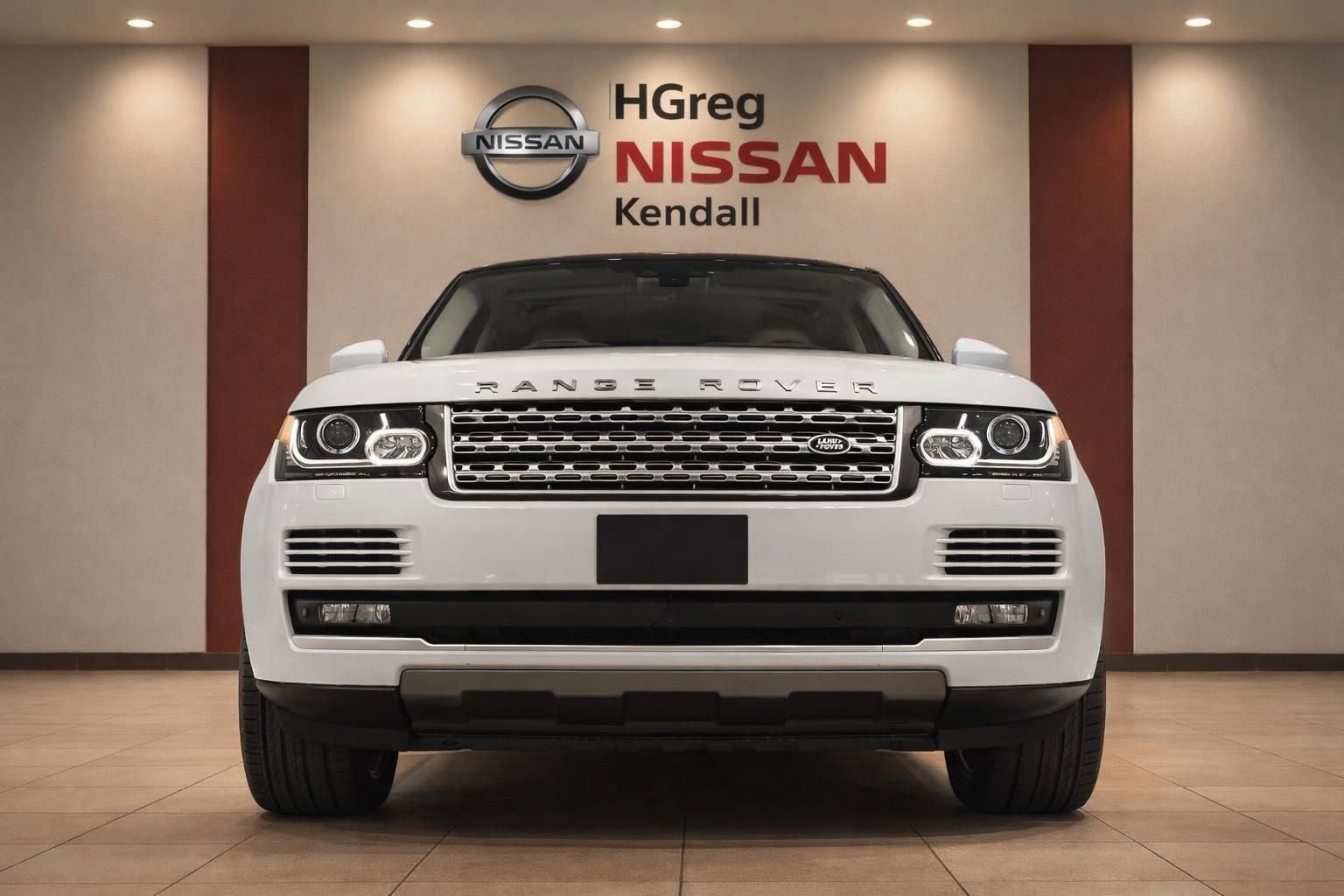 Used 2017 Land Rover Range Rover Supercharged AWD/4WD image 5