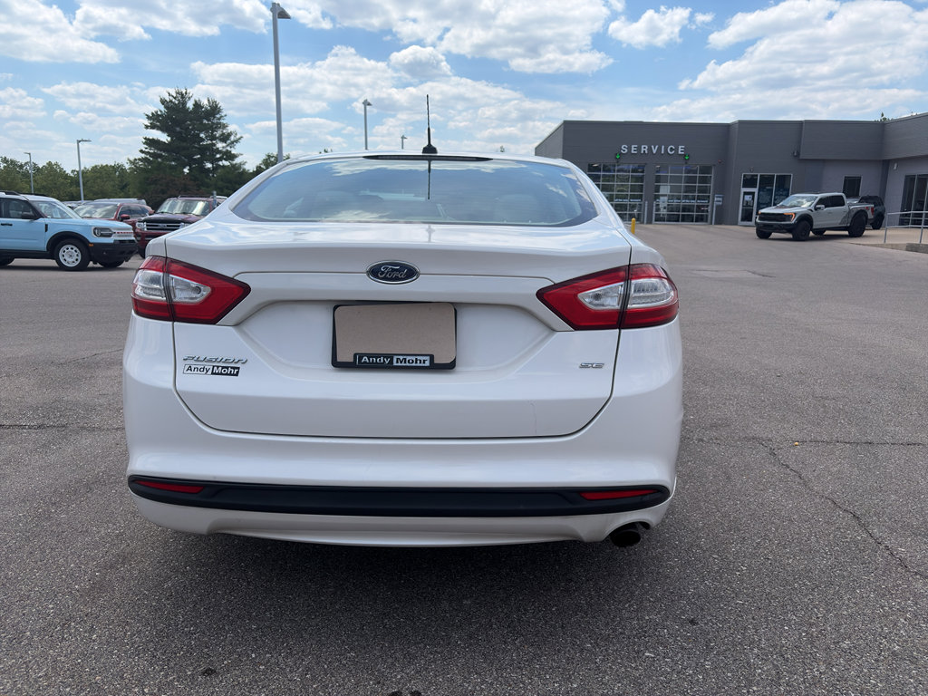 Used 2014 Ford Fusion SE FWD image 7