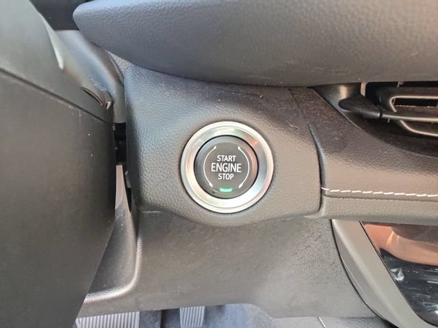 Certified 2021 Buick Envision Avenir w/ Technology Package II FWD image 28
