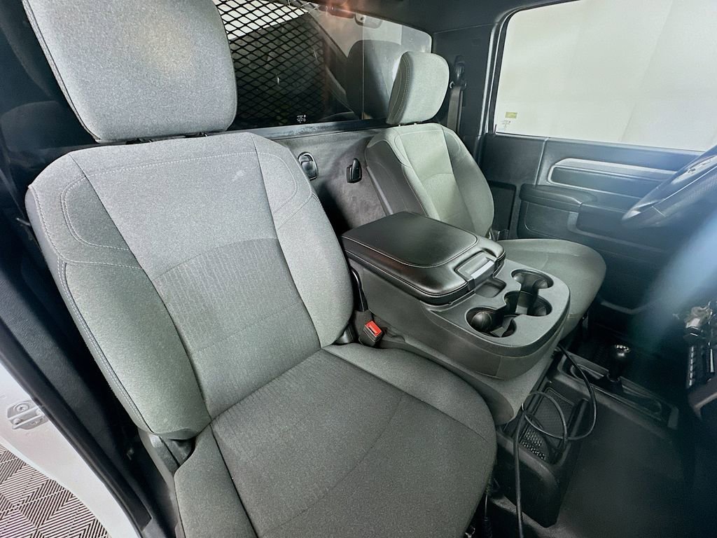 Used 2021 RAM 5500 Tradesman image 11