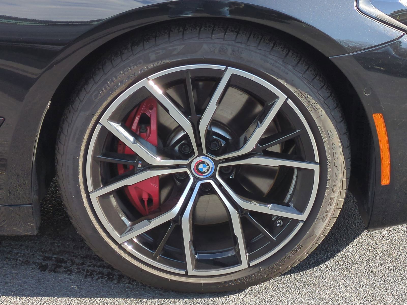 Used 2023 BMW M550i xDrive image 12