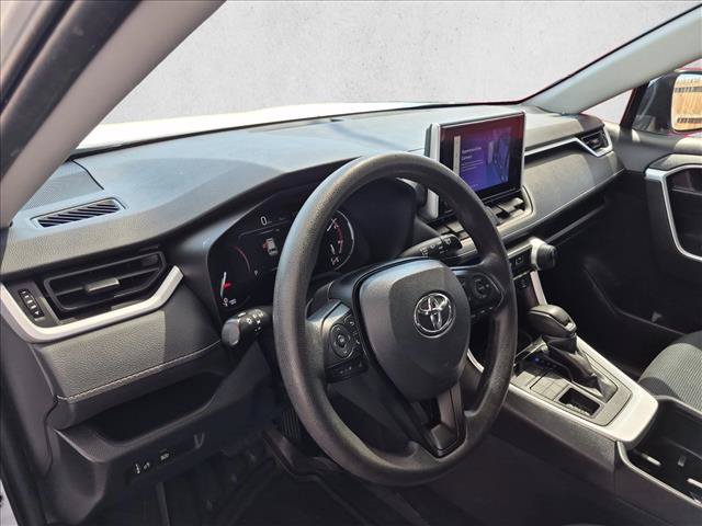 Used 2024 Toyota RAV4 LE AWD/4WD image 10