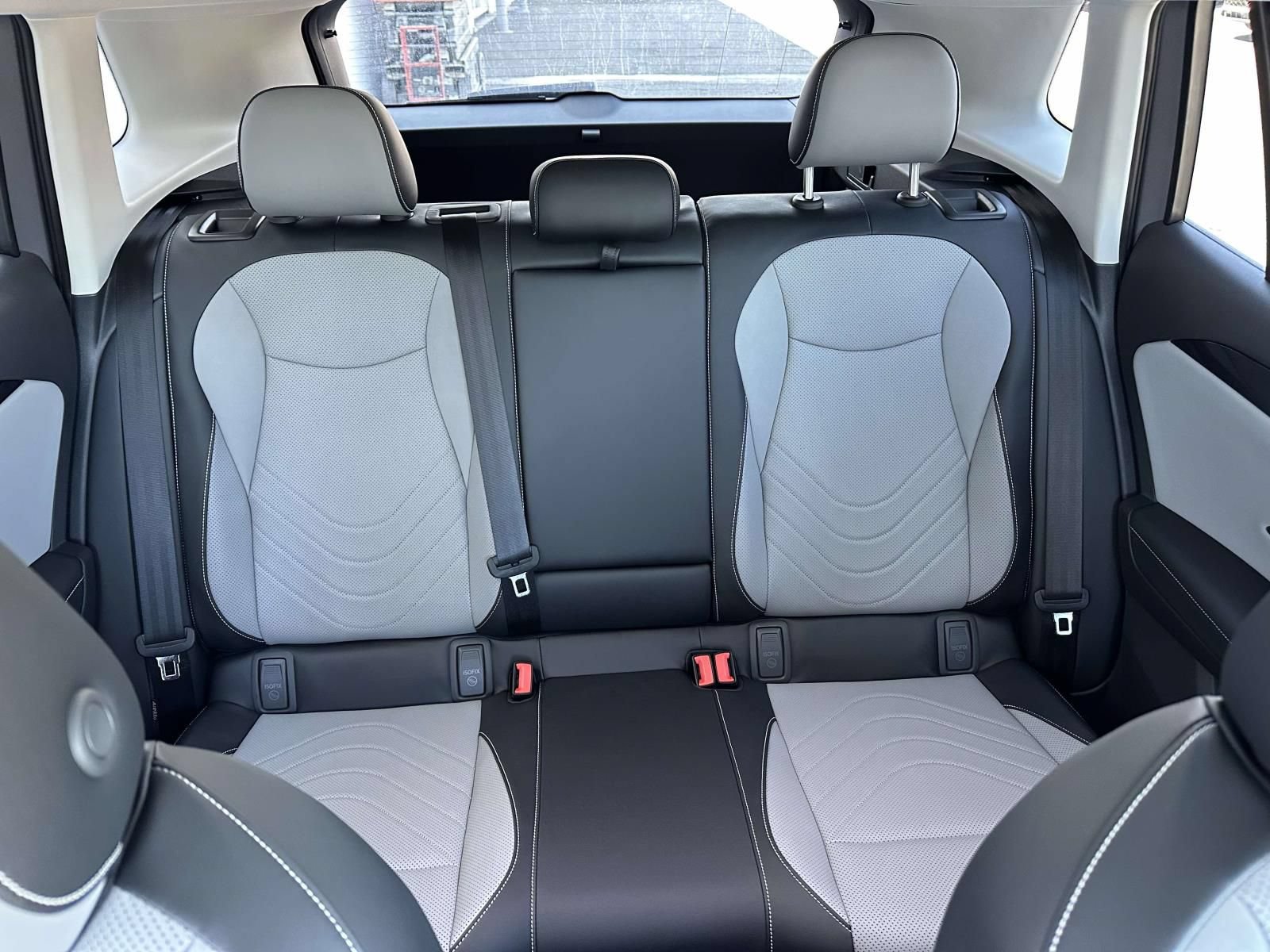 New 2026 Volkswagen Tiguan SE AWD/4WD image 14