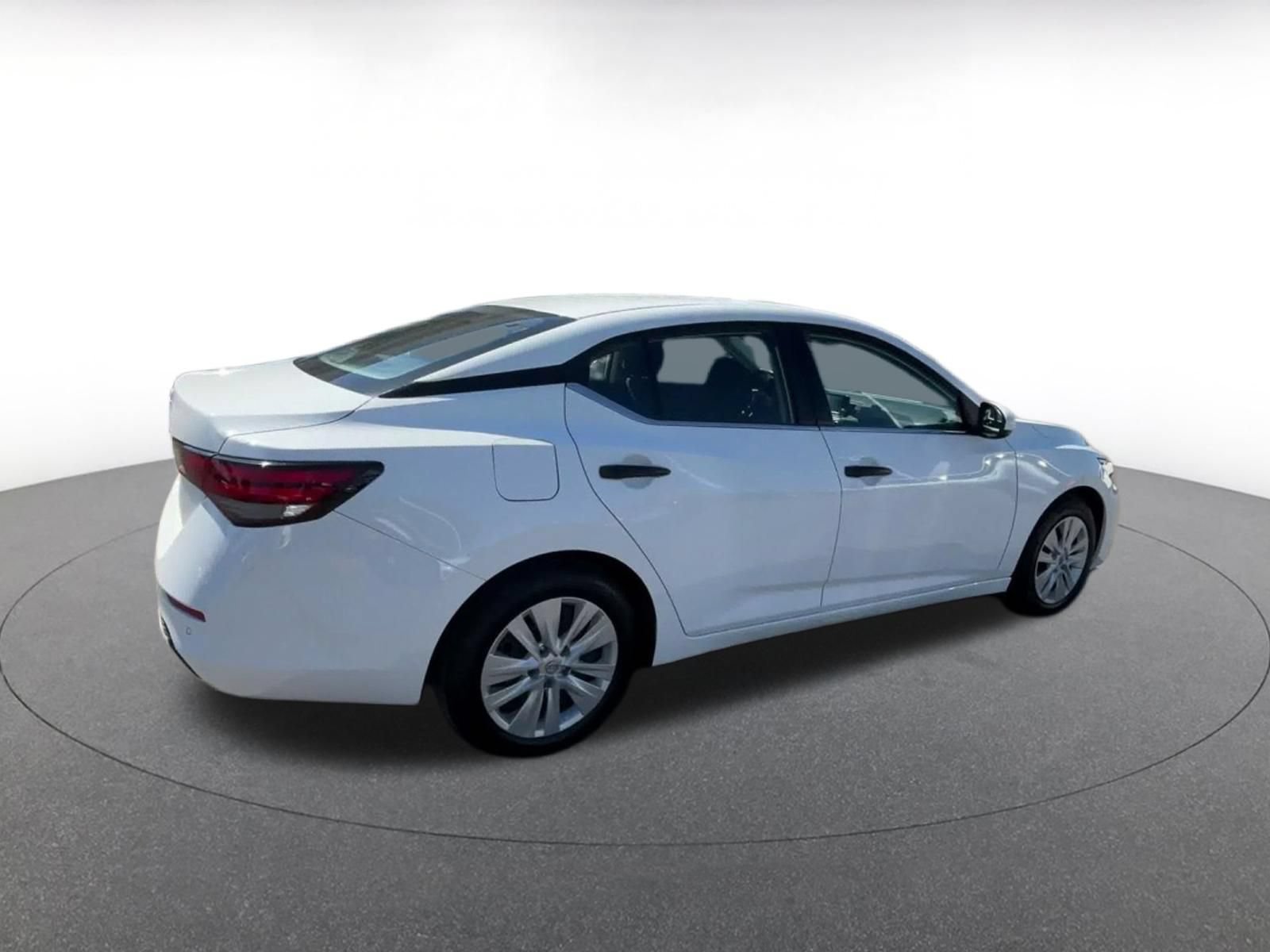 Used 2025 Nissan Sentra S FWD image 15