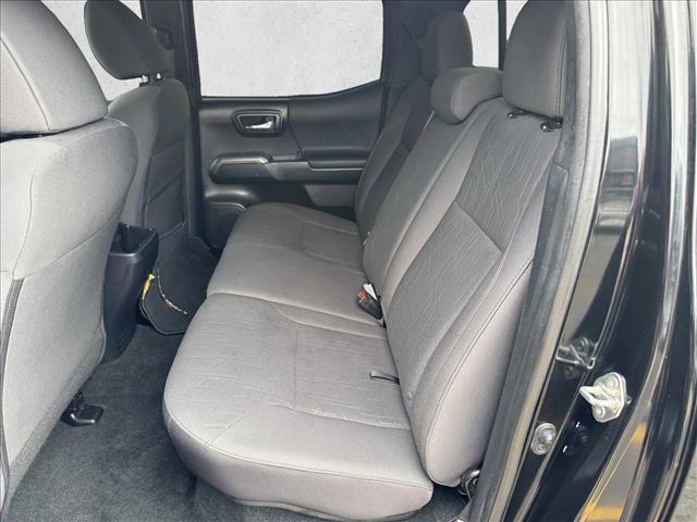 Used 2018 Toyota Tacoma TRD Sport w/ Technology Package image 17