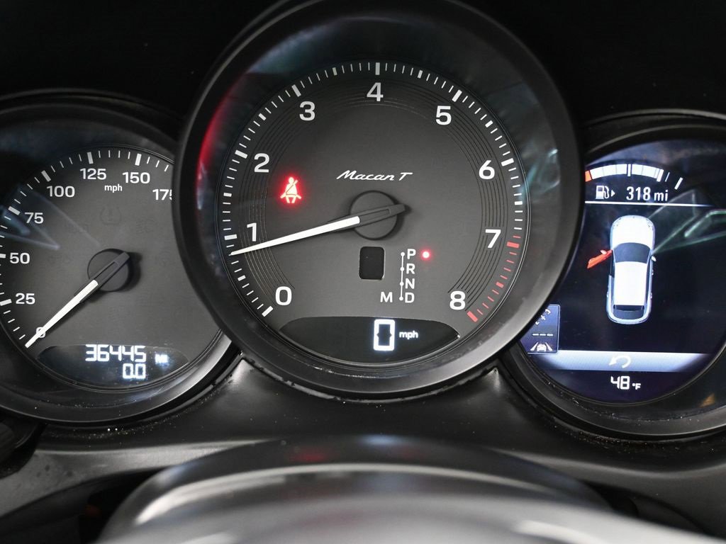 Used 2023 Porsche Macan Turbo image 21