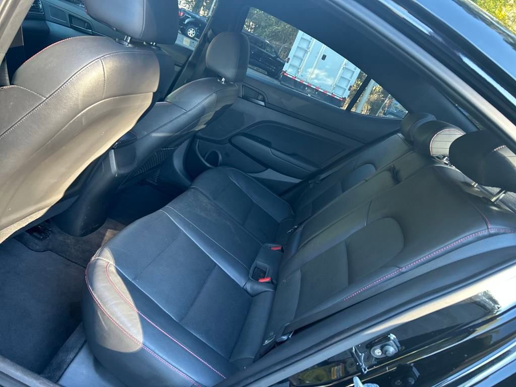 Used 2017 Hyundai Elantra Sport image 19
