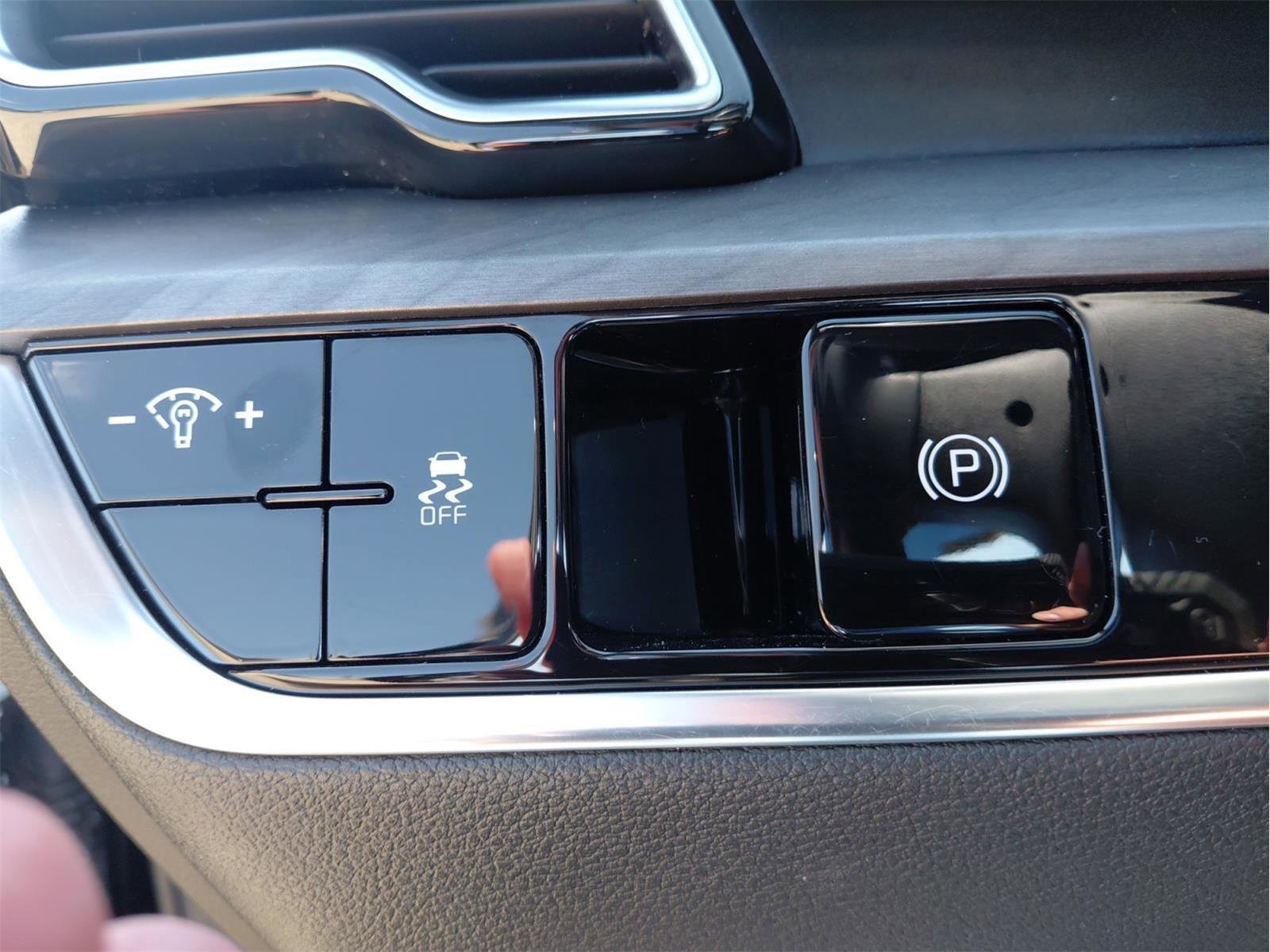 Used 2023 Kia Sportage X-Line image 15