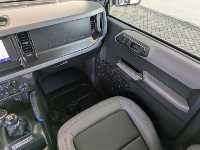 Used 2023 Ford Bronco Black Diamond image 14