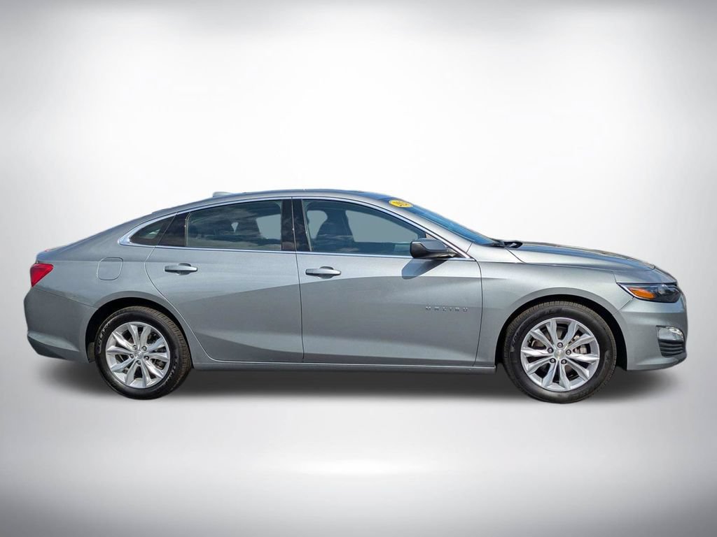 Used 2024 Chevrolet Malibu LT FWD image 3