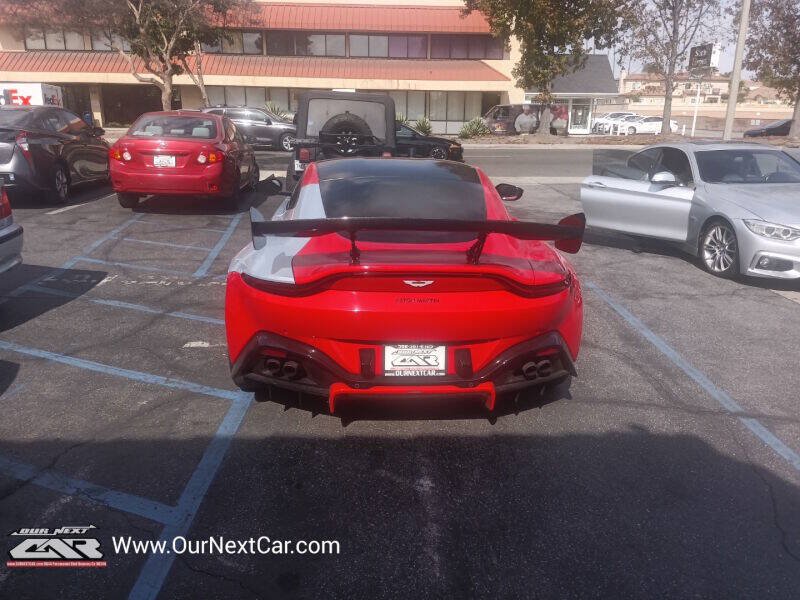 Used 2019 Aston Martin V8 Vantage Coupe RWD image 16