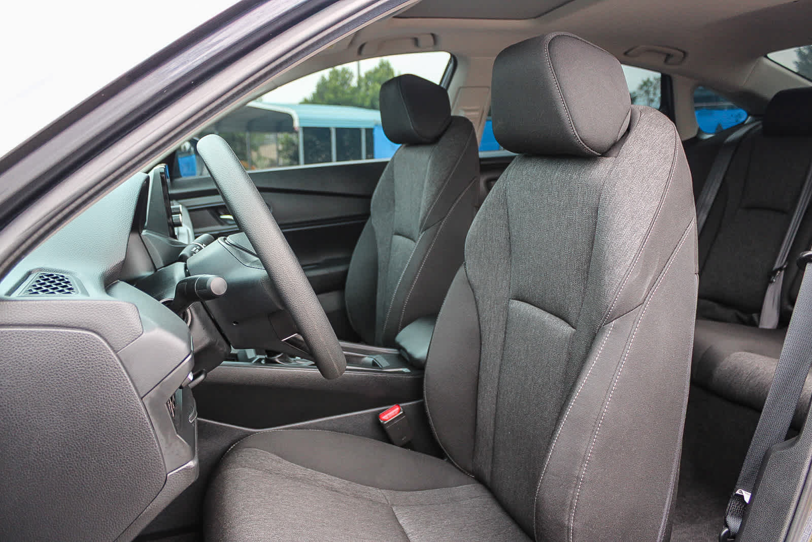 Certified 2025 Honda Accord SE image 17