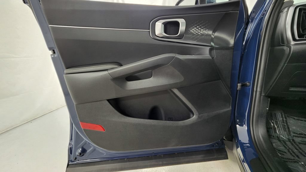 New 2026 Kia Sorento S w/ S Panoramic Sunroof Package FWD image 18