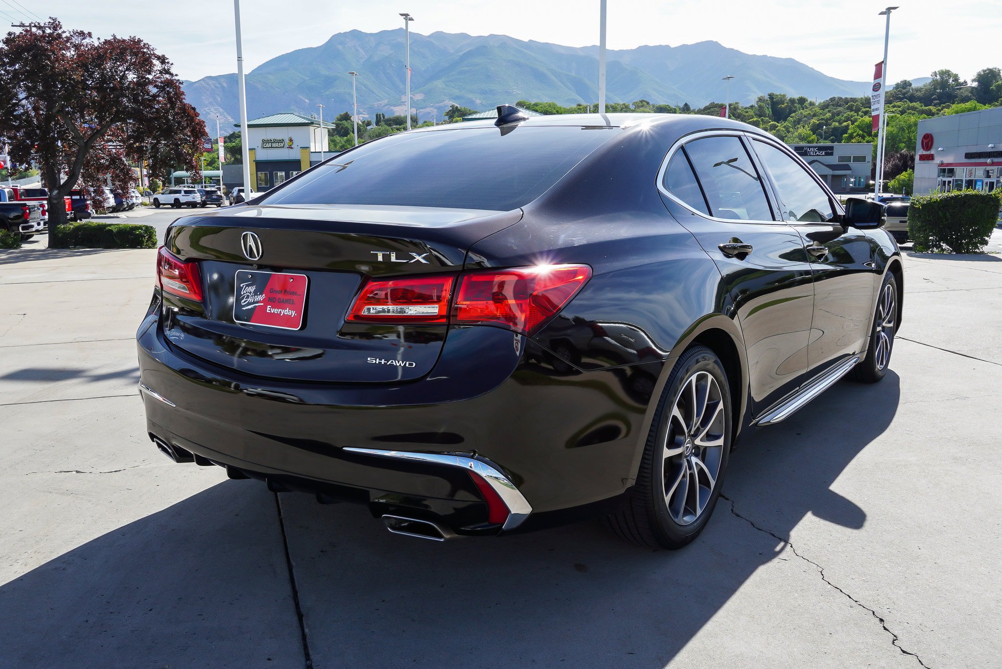 Used 2018 Acura TLX w/ Technology Package AWD/4WD image 8