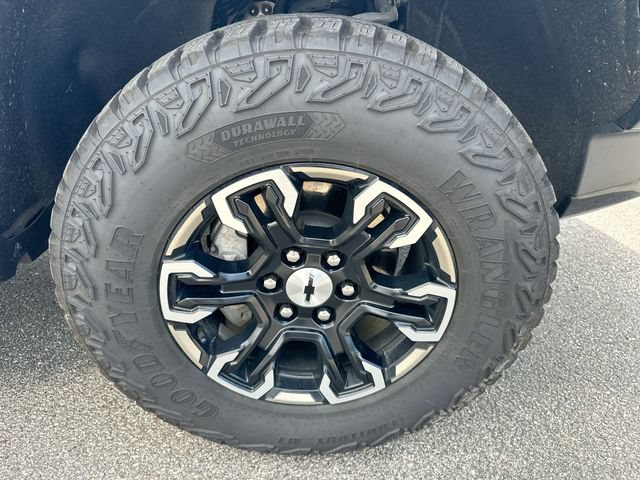 Used 2026 Chevrolet Silverado 1500 ZR2 AWD/4WD image 12