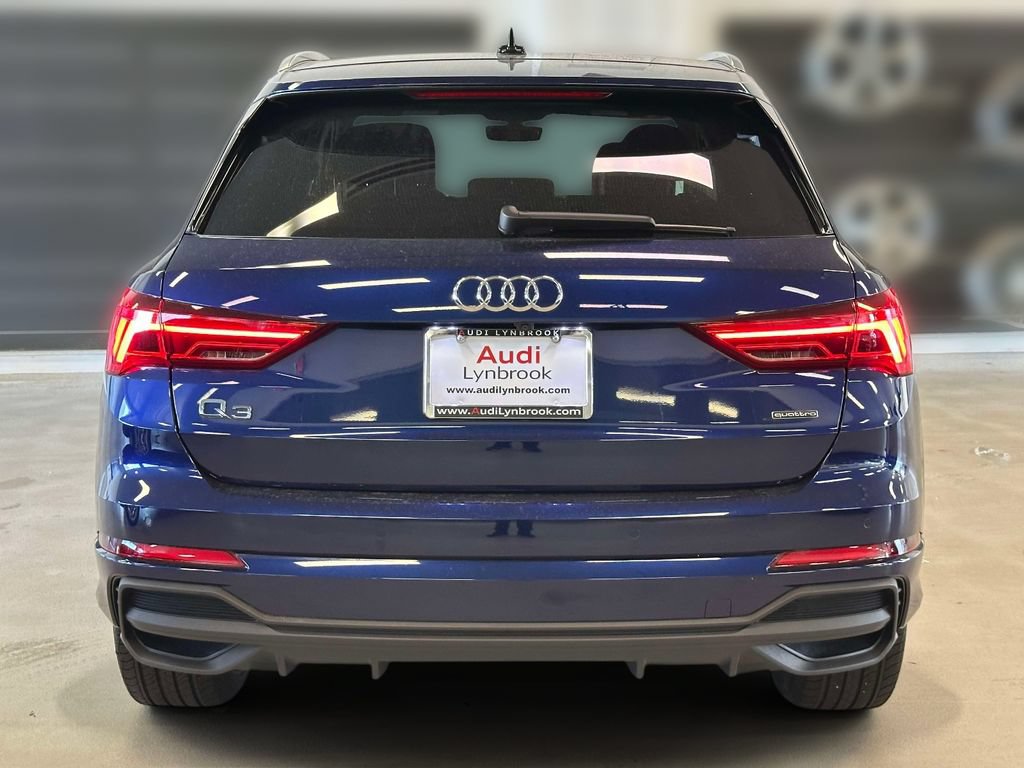 Used 2023 Audi Q3 2.0T Premium Plus w/ Premium Plus Package AWD/4WD image 5