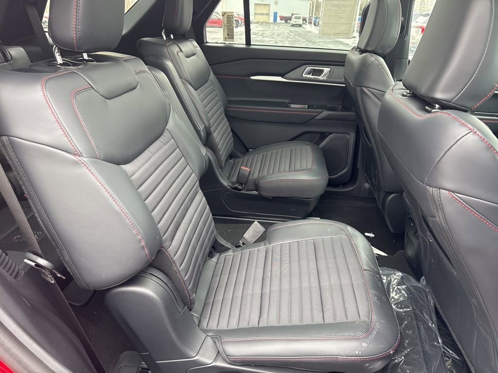 New 2026 Ford Explorer ST-Line image 13