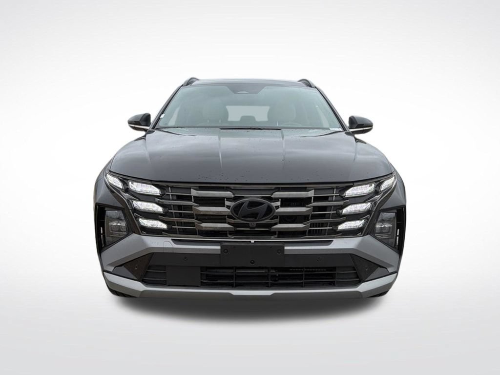Used 2025 Hyundai Tucson Limited AWD/4WD image 2