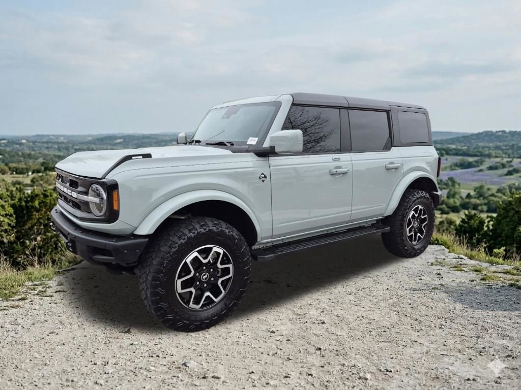 Used 2023 Ford Bronco Outer Banks video 3