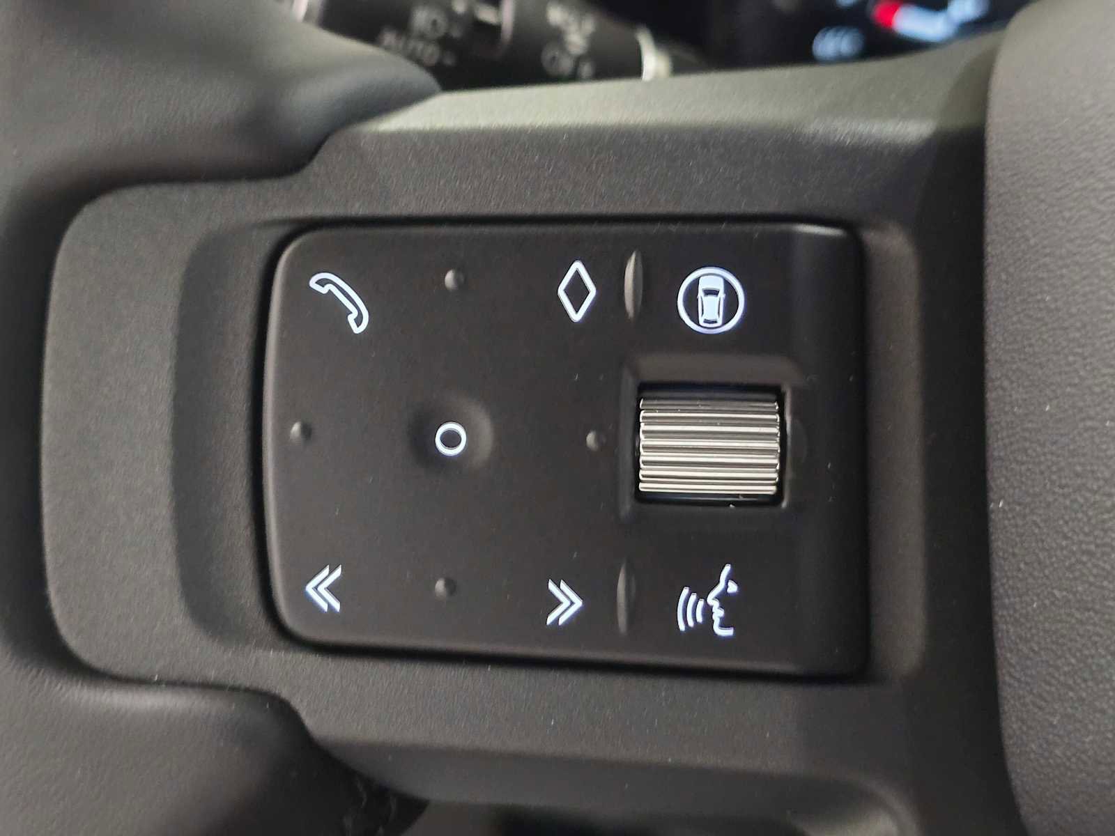 New 2026 Land Rover Defender 110 X-Dynamic SE AWD/4WD image 33