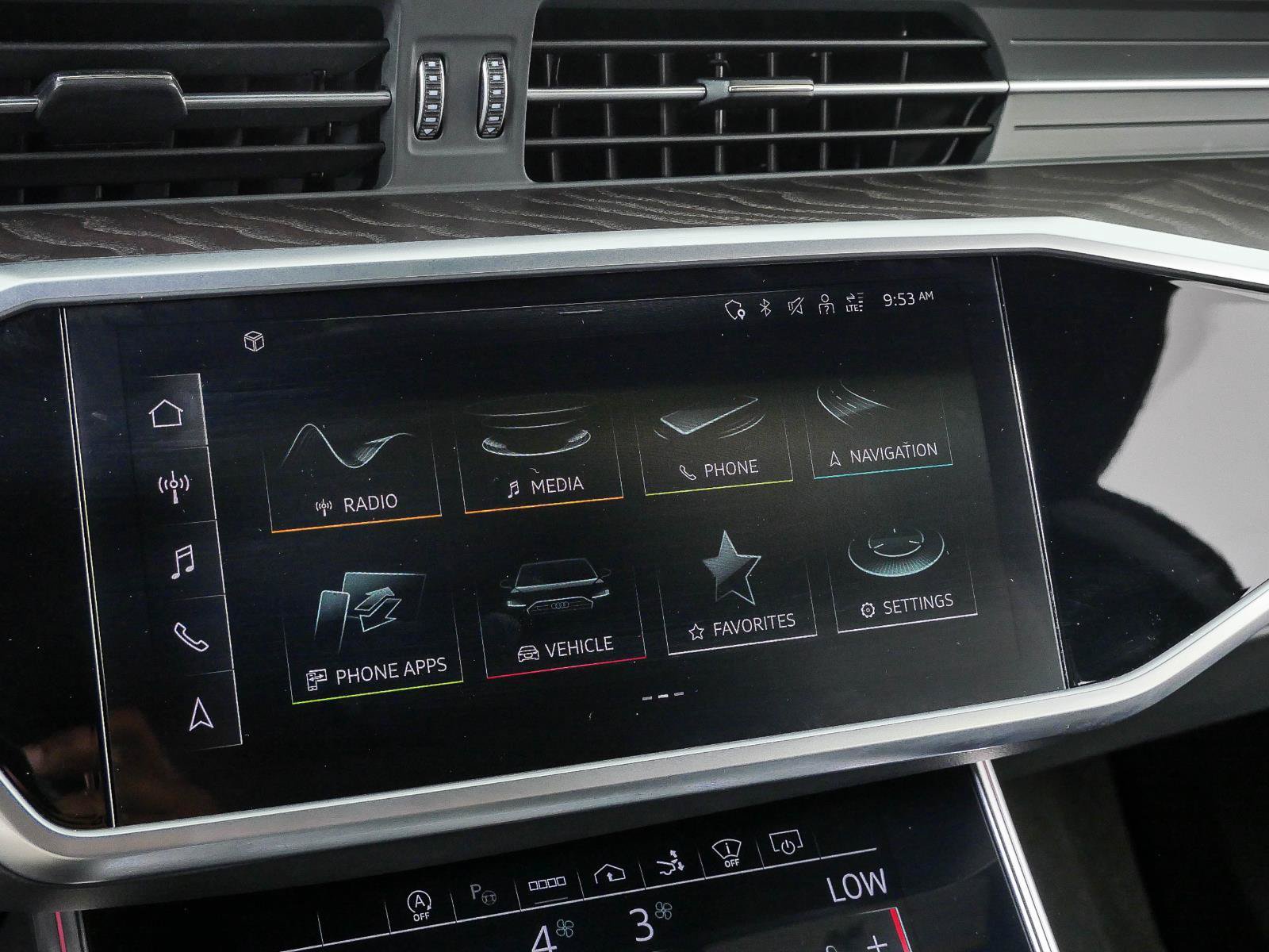 Used 2023 Audi A7 3.0T Prestige w/ Luxury Package AWD/4WD image 14