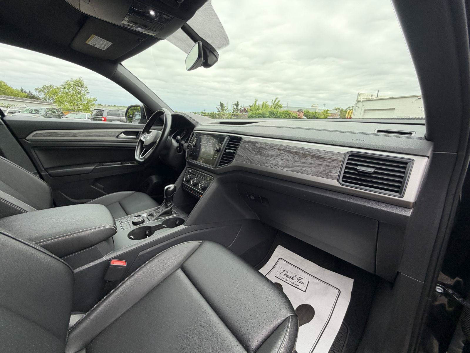 Used 2020 Volkswagen Atlas Cross Sport SE AWD/4WD image 31