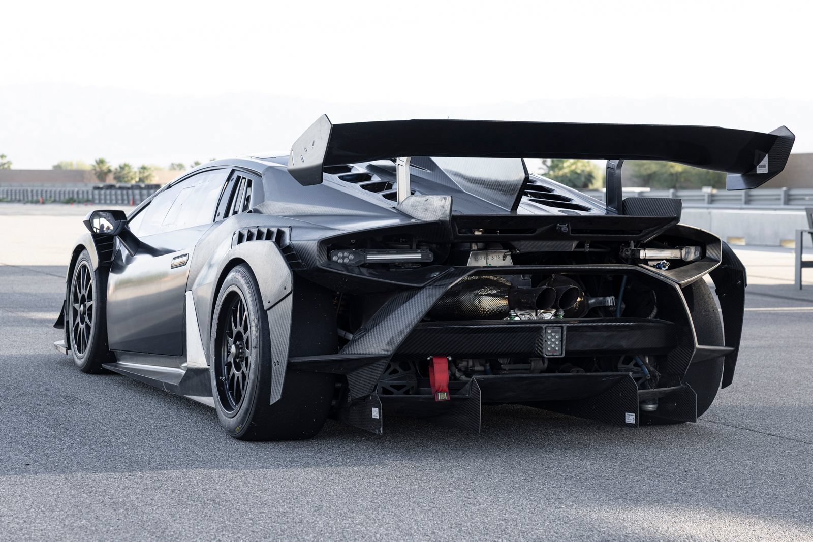 Used 2022 Lamborghini Huracan EVO RWD image 7