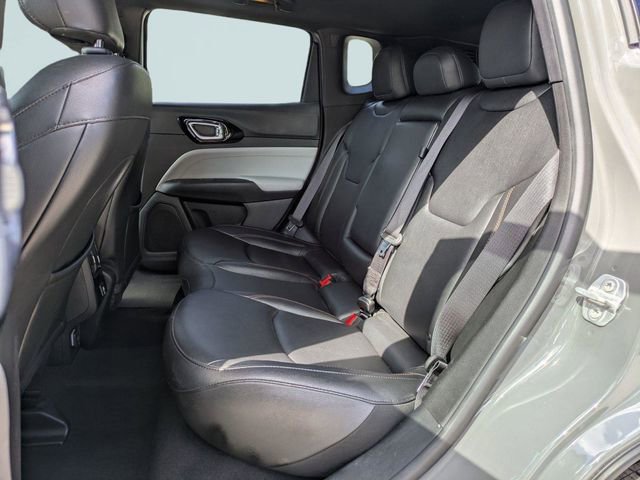 Used 2024 Jeep Compass Limited image 14