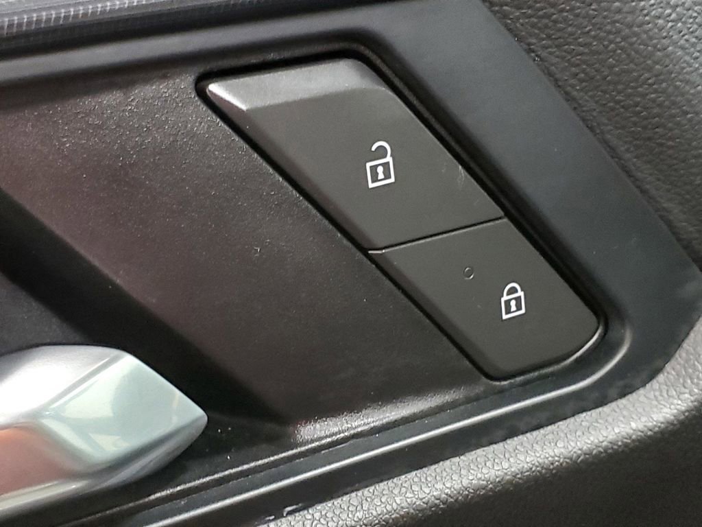 Used 2025 GMC Acadia Elevation image 26