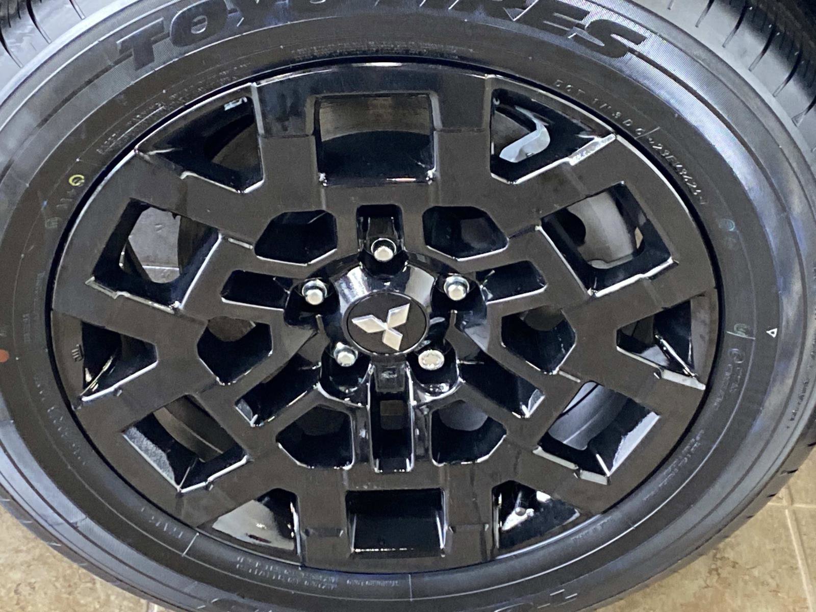 New 2026 Mitsubishi Outlander AWD image 6