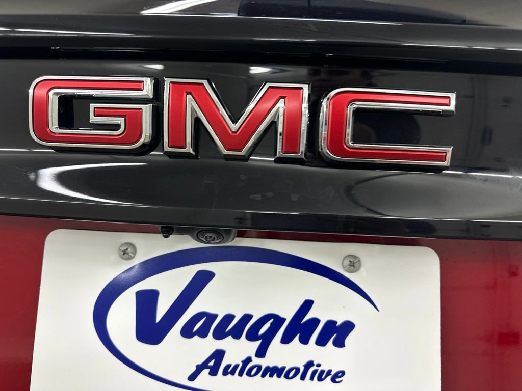 New 2026 GMC Acadia Elevation w/ Elevation Premium Package AWD/4WD image 16