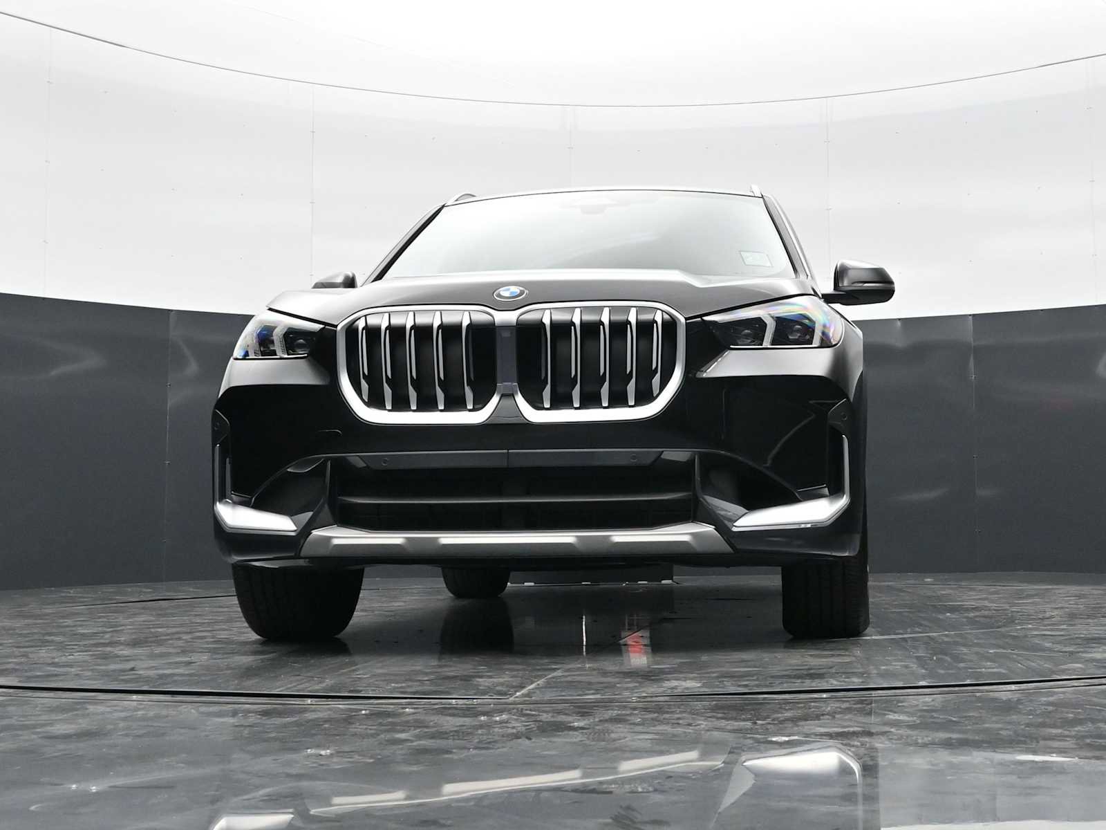 Used 2025 BMW X1 xDrive28i w/ Convenience Package image 25