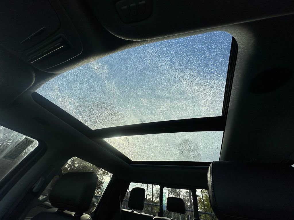 New 2026 Ford F250 Lariat w/ Black Appearance Package image 82