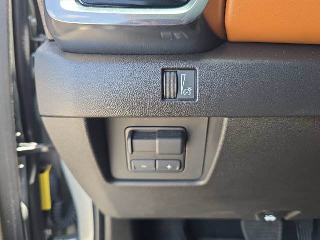 Certified 2025 GMC Canyon AT4 w/ Nightfall Edition AWD/4WD image 24