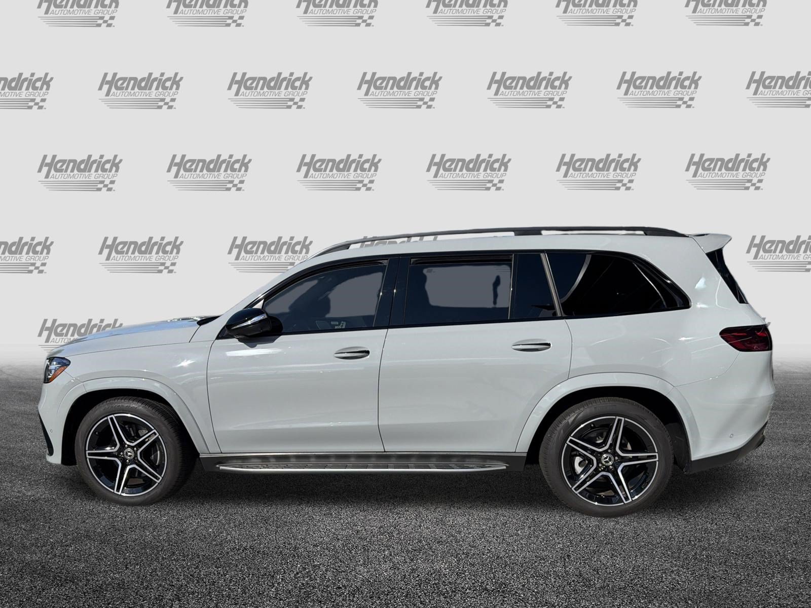 Certified 2025 Mercedes-Benz GLS 450 4MATIC image 7