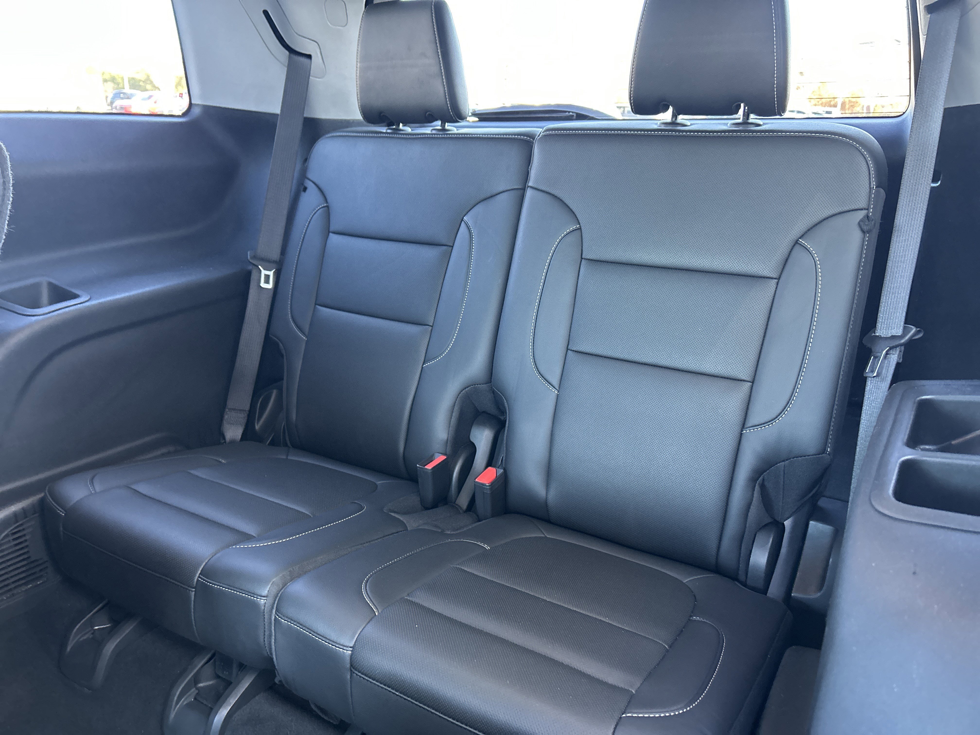 Used 2023 GMC Acadia SLT image 22