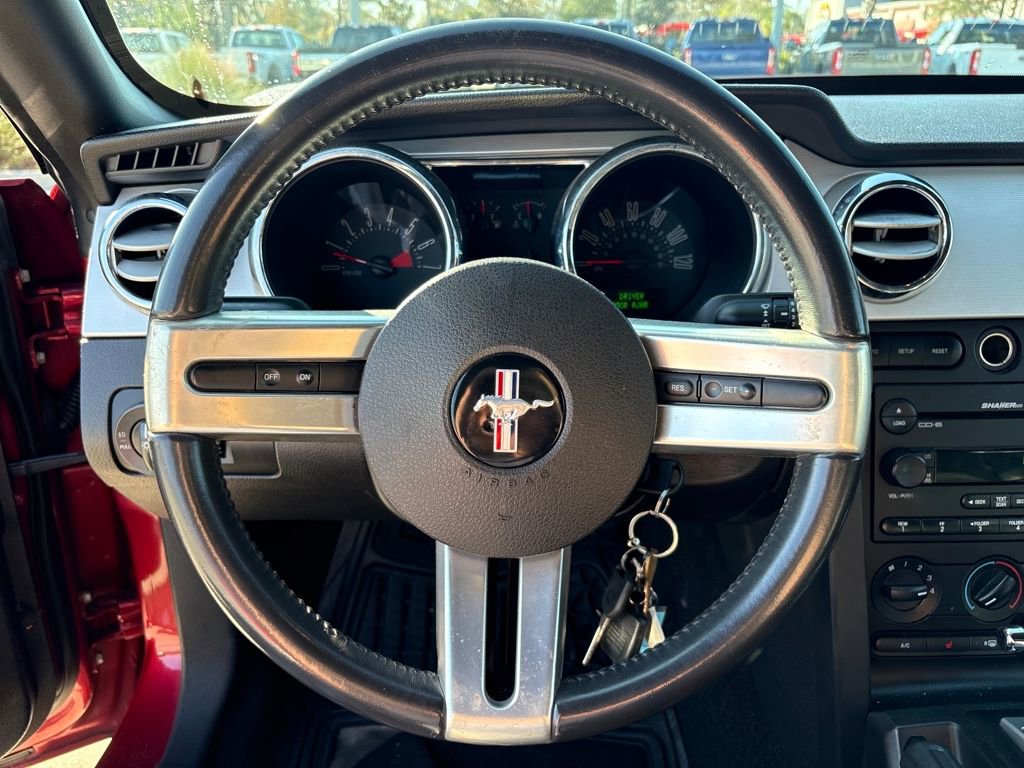 Used 2007 Ford Mustang Convertible image 17