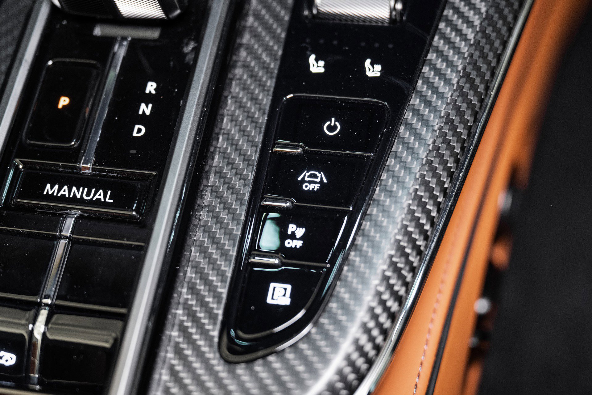 New 2026 Aston Martin V8 Vantage Roadster image 31