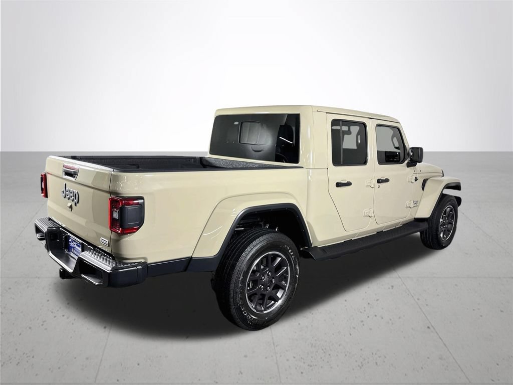 Used 2022 Jeep Gladiator Overland w/ Popular Equipment Package AWD/4WD image 6