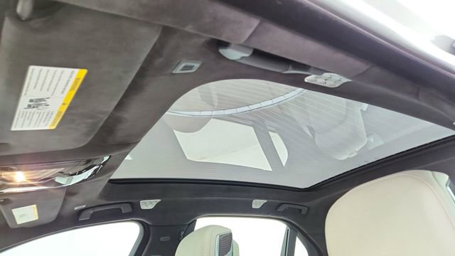 Used 2023 BMW i7 xDrive60 w/ Executive Package 2 image 56