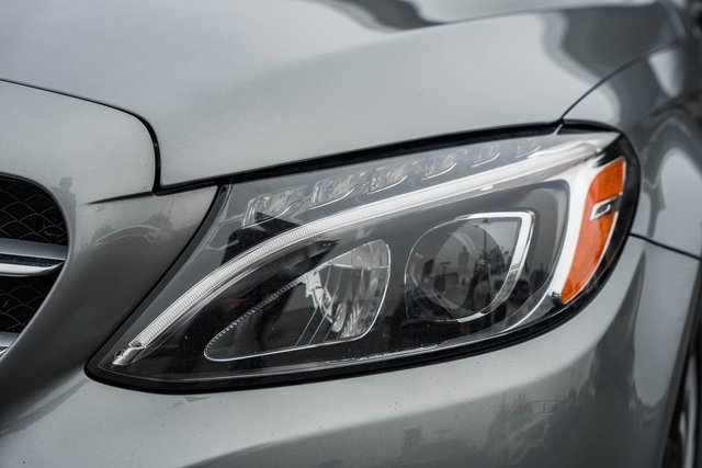 Used 2016 Mercedes-Benz C 300 4MATIC Sedan image 12